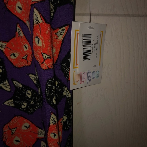 LuLaRoe Classic T Small kitty Cats Purple Tunic S - Picture 3 of 4
